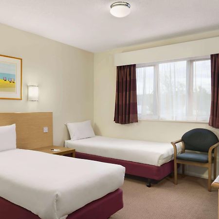 Days Inn Hotel Warwick South - Southbound M40 Ashorne Экстерьер фото