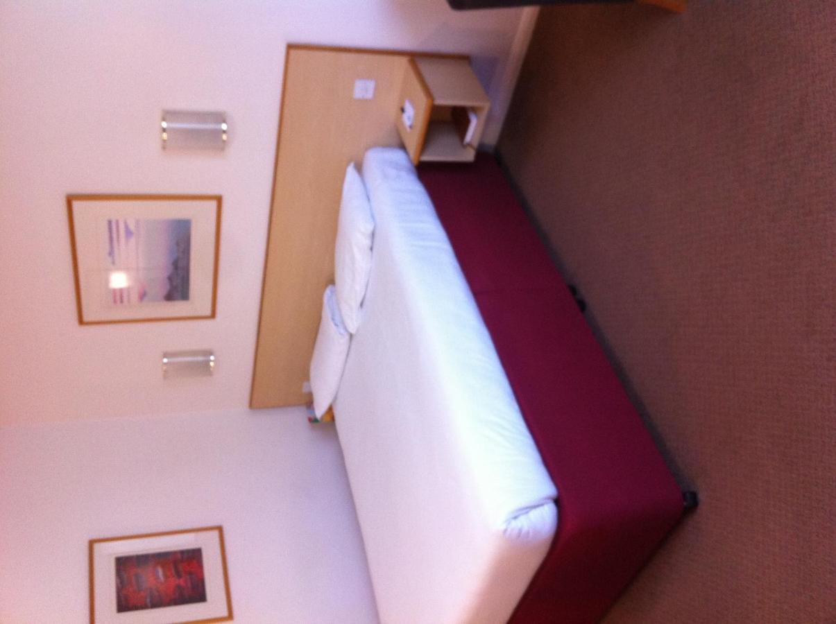 Days Inn Hotel Warwick South - Southbound M40 Ashorne Экстерьер фото