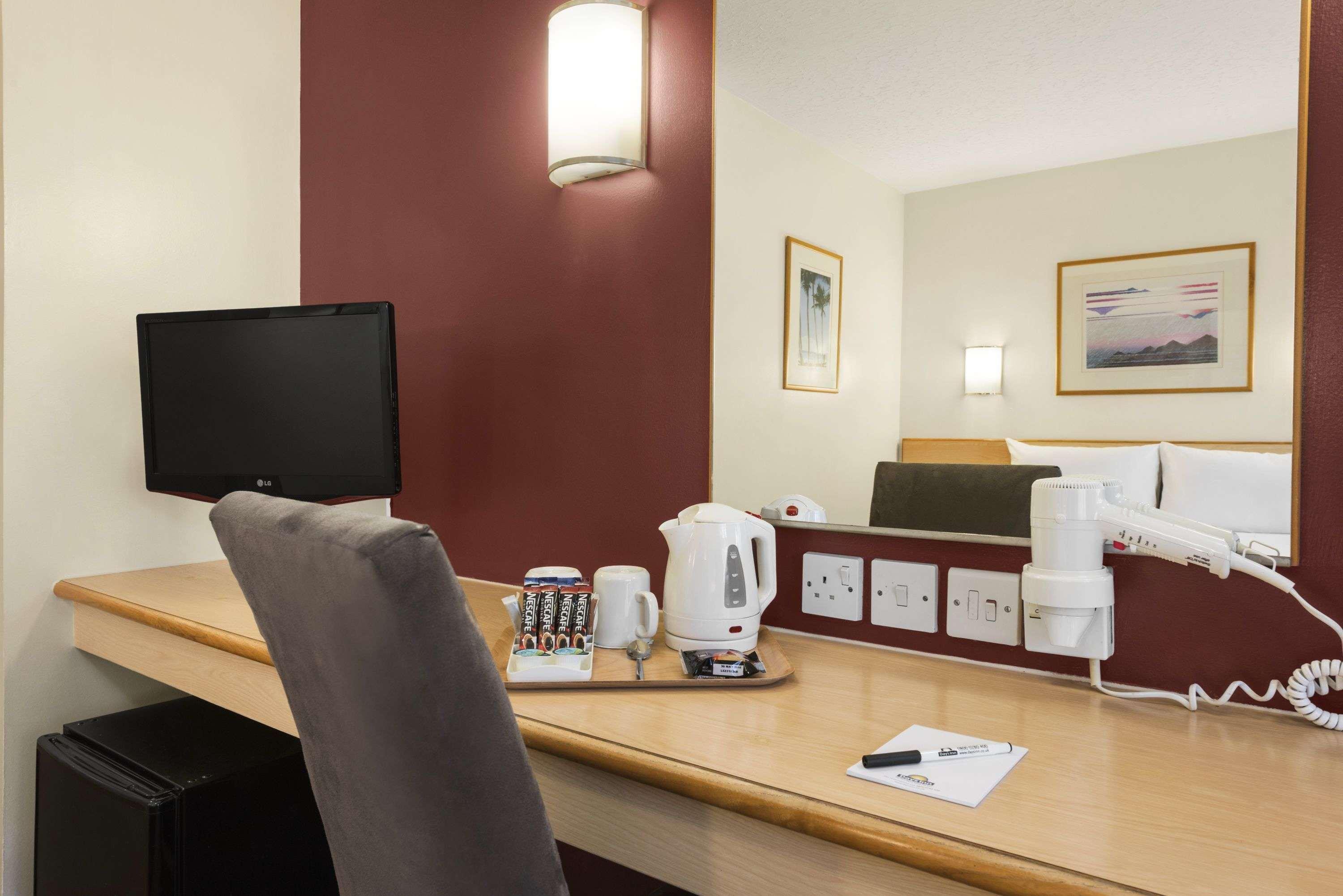 Days Inn Hotel Warwick South - Southbound M40 Ashorne Экстерьер фото