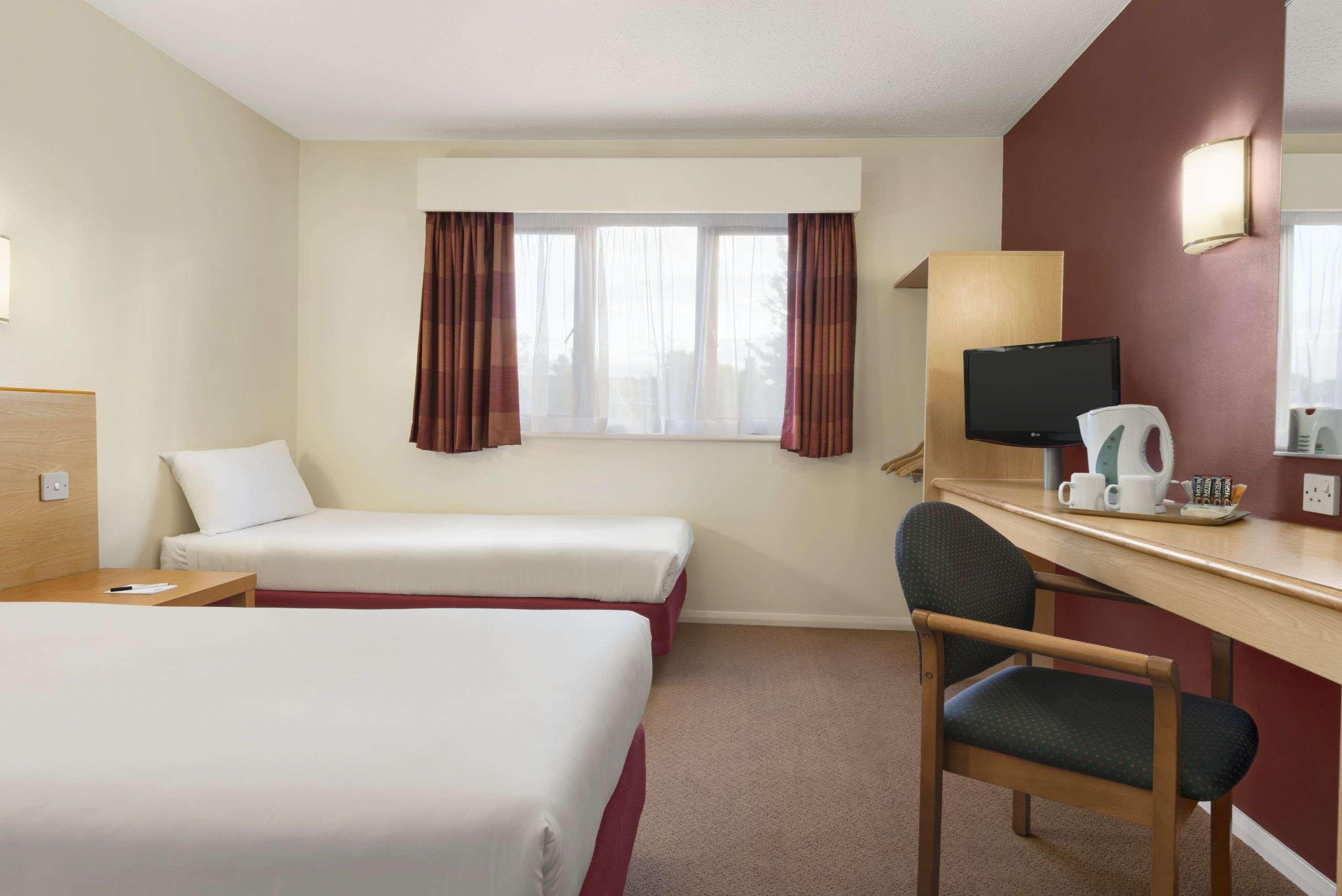Days Inn Hotel Warwick South - Southbound M40 Ashorne Экстерьер фото