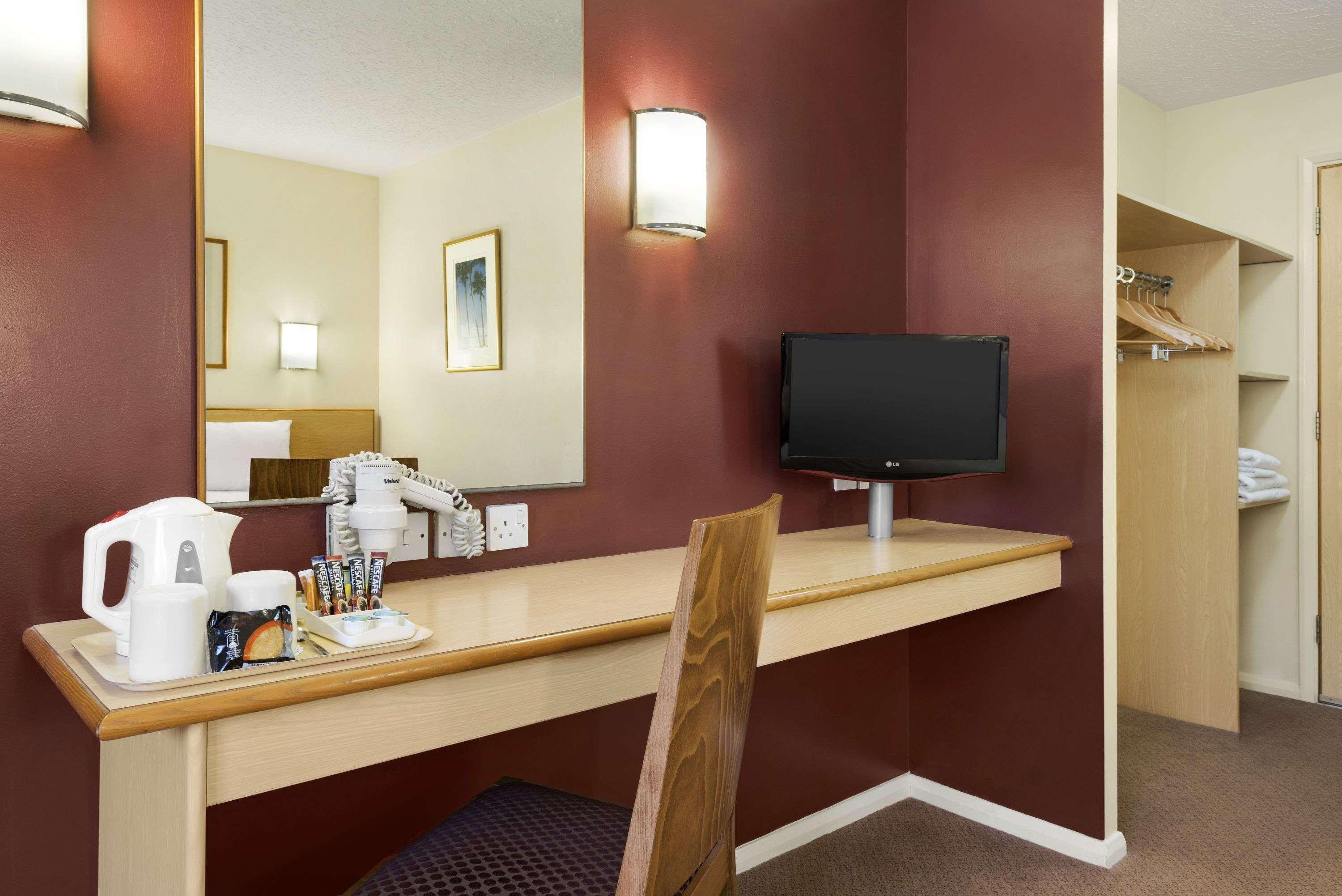 Days Inn Hotel Warwick South - Southbound M40 Ashorne Экстерьер фото